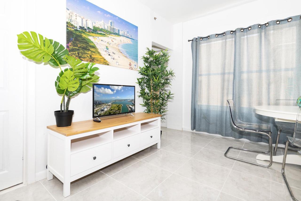 On Ocean Drive Apartamento *